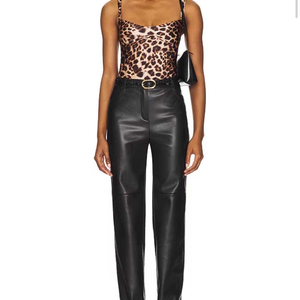 Sweetheart Scuba Tank Bodysuit in Fierce Leopard001 - Picture 2 of 5